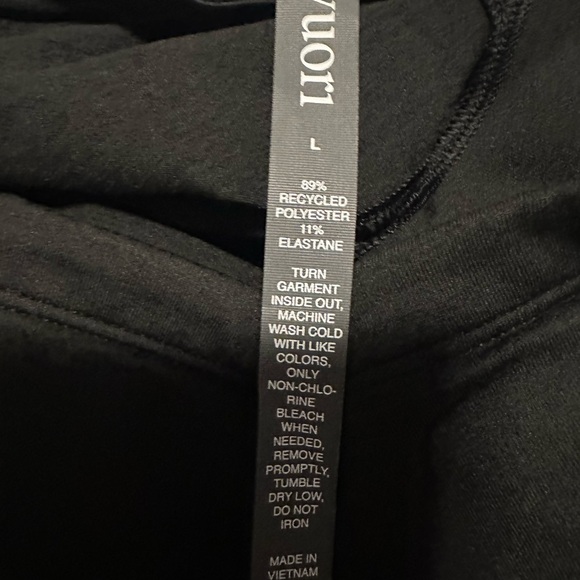 Vuori Black Essential Jumpsuit Size Large NWT - Picture 12 of 14